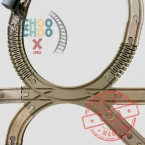 Triple crossing train track